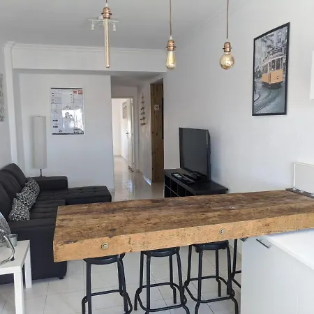 Apartamento In Bed With Lisbon 11k